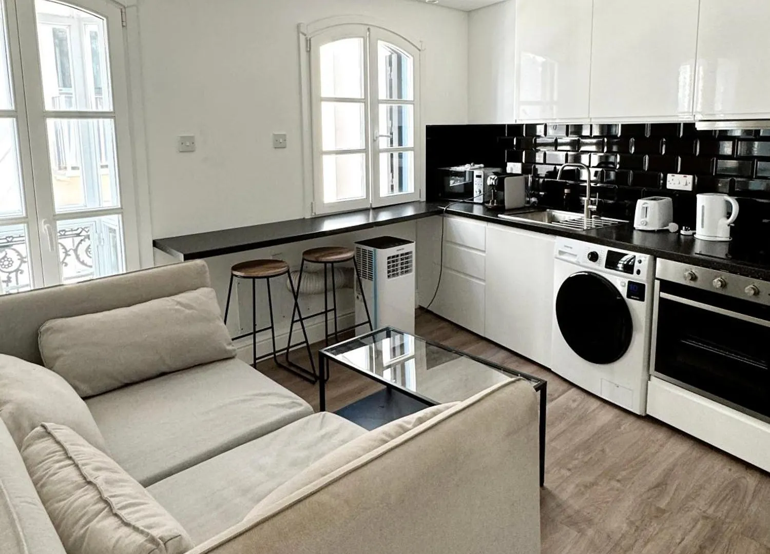 Fabulous City Centre Apartment - Grand Central House ジブラルタル