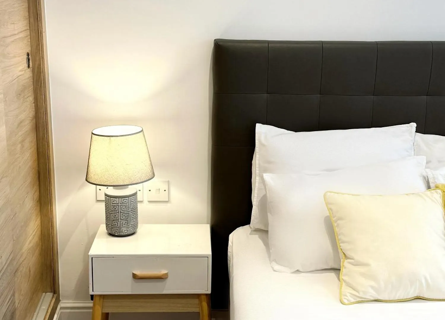 Fabulous City Centre Apartment - Grand Central House Gibraltar